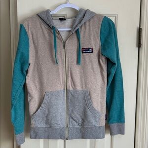 Patagonia Teal, Tan, and Gray Full-Zip Hoodie